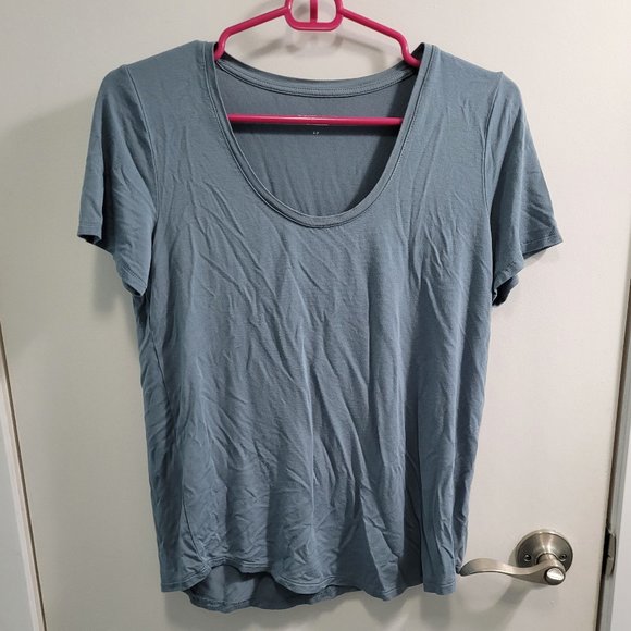 Small Reitmans R Essentials Short Sleeve Tee - Picture 1 of 8
